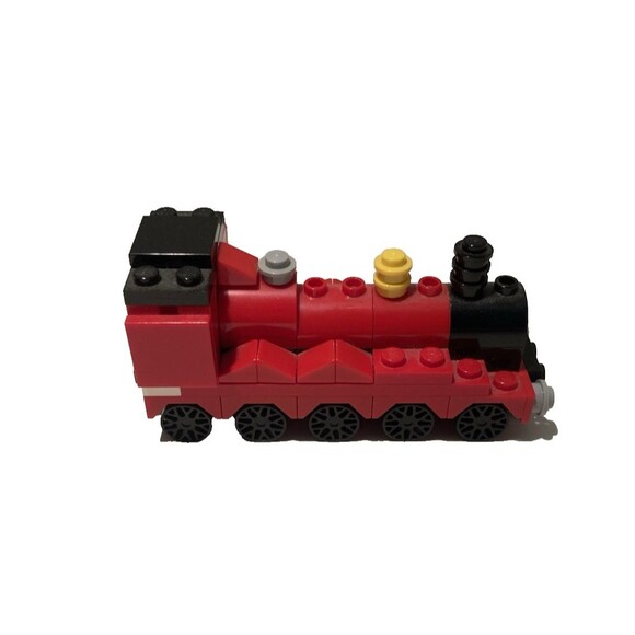 LEGO Harry Potter: Mini Hogwarts Express (40028) Complete With Booklet - Picture 4 of 11